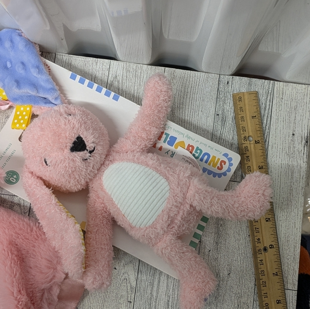 Snuggubles Pink Plush Animal Blanket Set - Picture 3 of 9